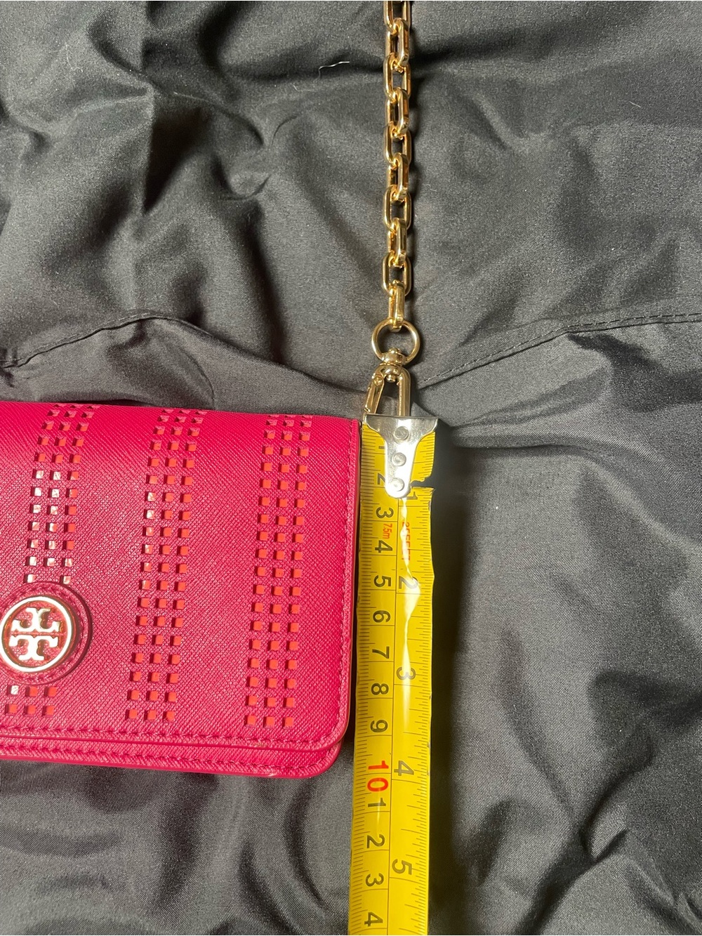 Tory Burch Fuchsia Pink Perforated Saffiano Crossbody Bag Gold Chain Hot Pink - Picture 3 of 10